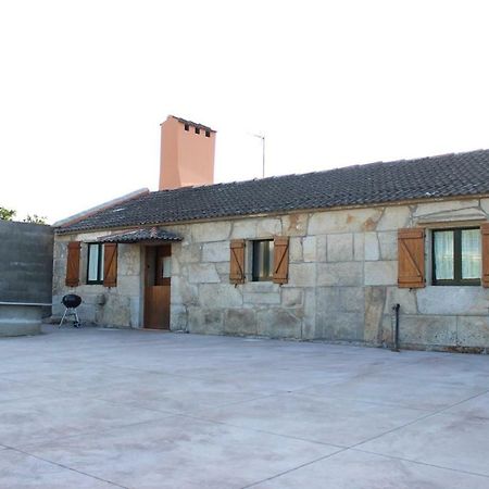 فيلا A Casina De Pedra Noalla  المظهر الخارجي الصورة